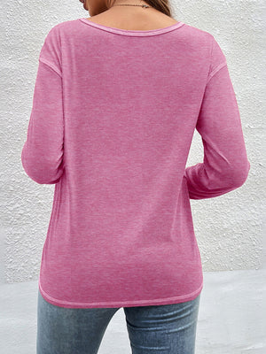 100% polyester Care instructions: Machine wash cold t-shirt in Navy with regular silhouette
