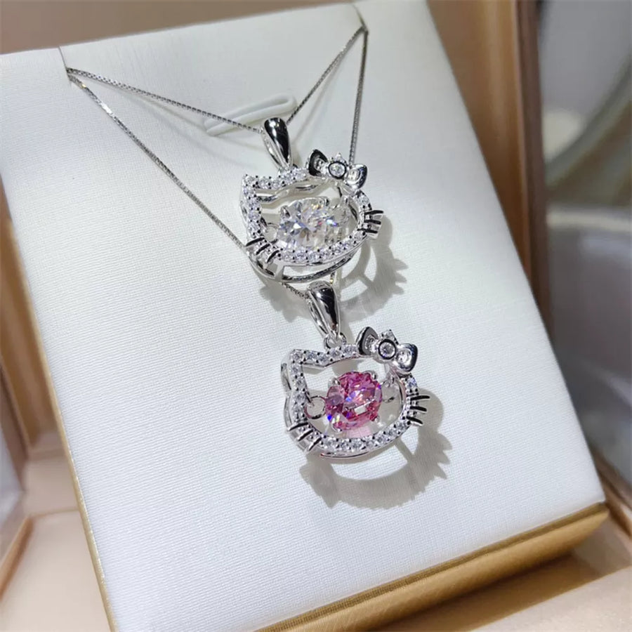 necklace in silver featuring Moissanite stones and straight fit