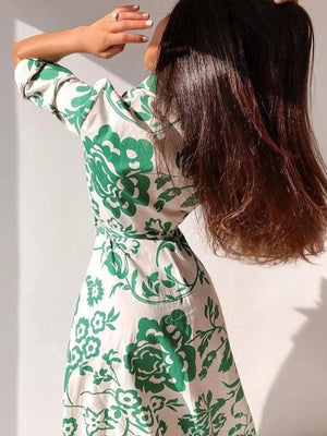 romantic shirt dress in Green with collared