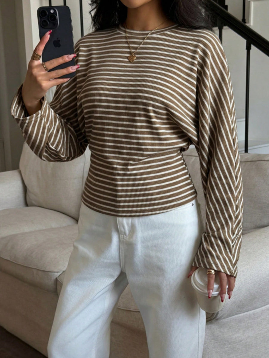 t-shirt in Off-white