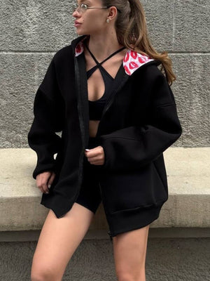 White zip hoodie with zip-front and lips-print