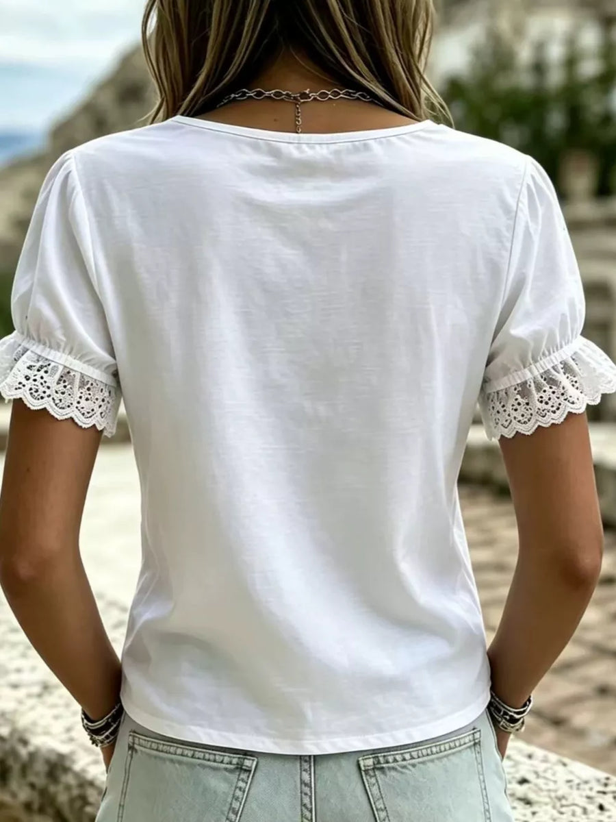 White with Plus Size Daisy Lace Puff Sleeve T-shirt in White