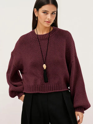 classic pullover sweater in Red with crew neck