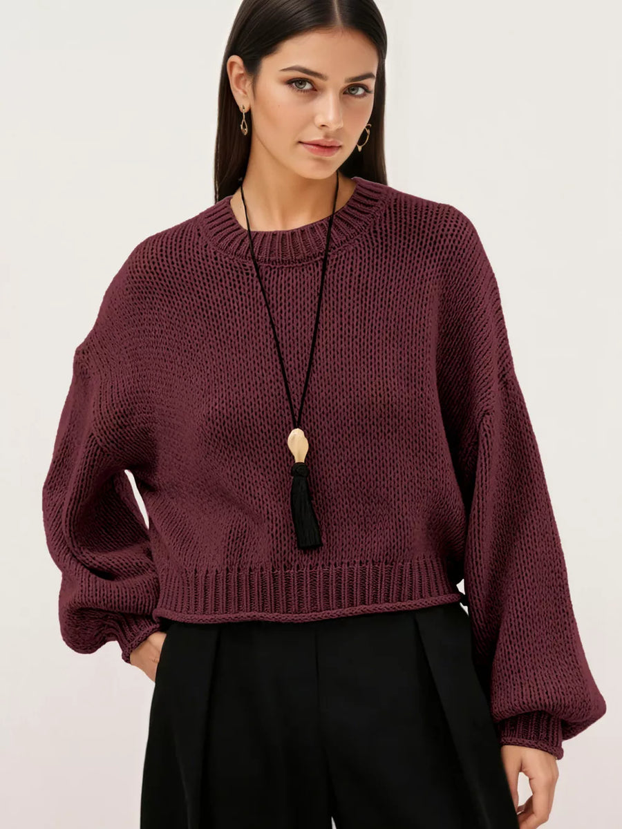 classic pullover sweater in Red with crew neck