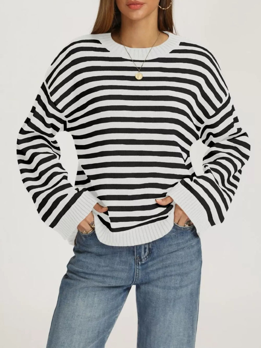 pullover sweater in royal blue with ribbed and hip-length