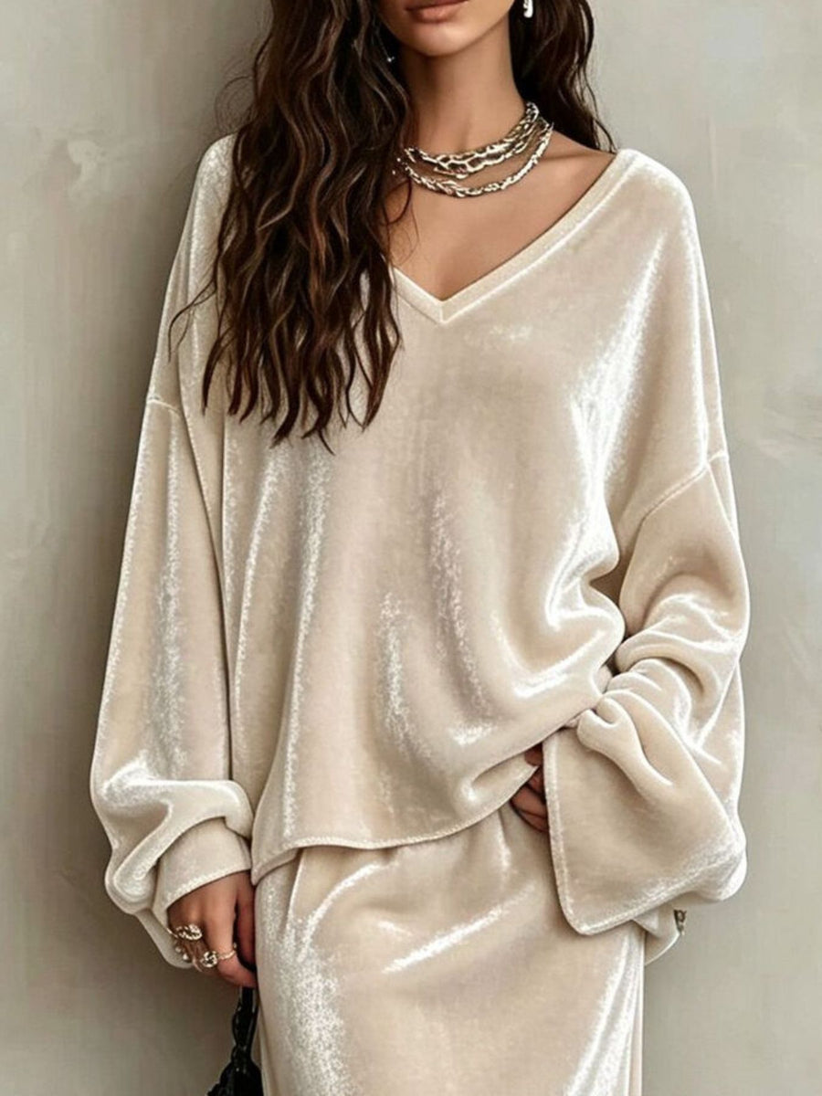100% polyester Care instructions: Machine wash cold blouse in White with relaxed silhouette
