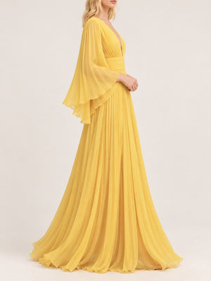maxi dress in White with pleated and maxi
