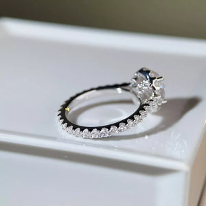 925 sterling silver,Moissanite Carat weight: 1 ring in Silver with oval halo silhouette