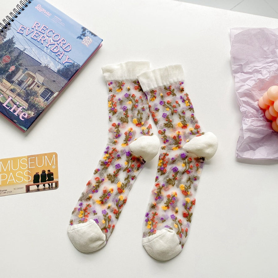 Floral Sheer Crew Socks 5 Pair Set in Multicolor with sheer