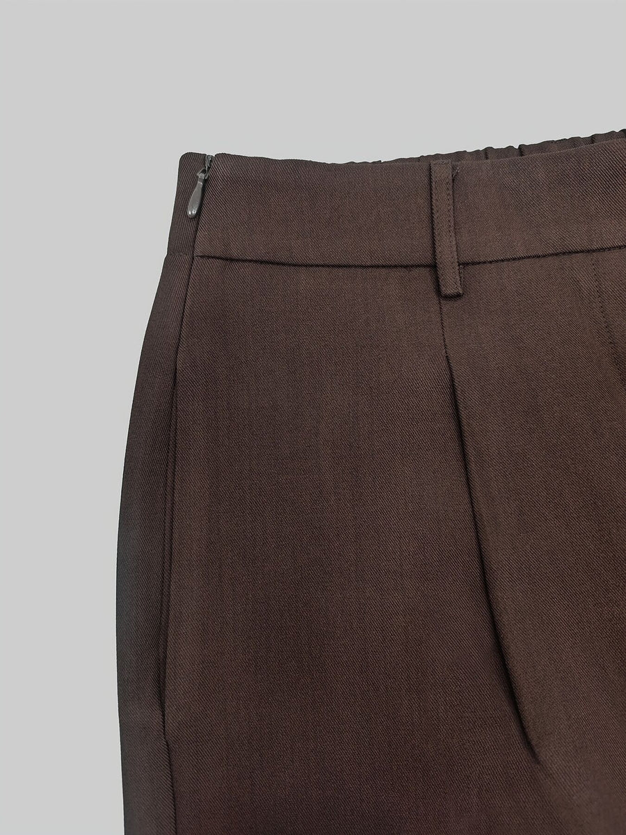 classic suit set in Brown with notch lapel