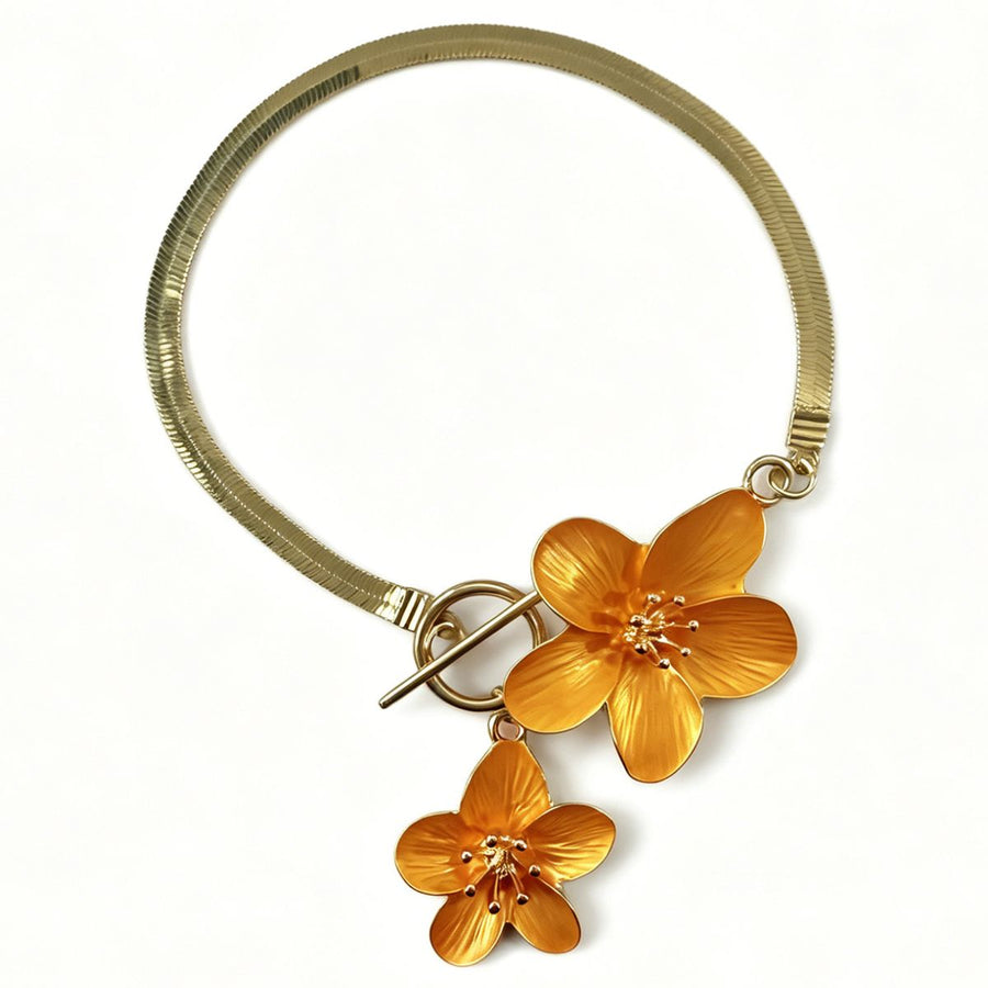 gold anklet with toggle clasp and floral