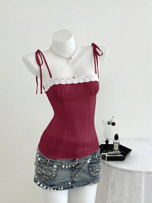 romantic camisole in Burgundy with square neck