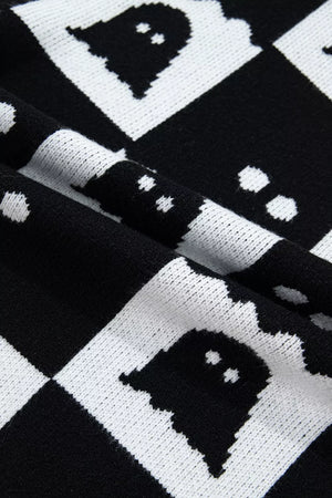 pullover sweater in white