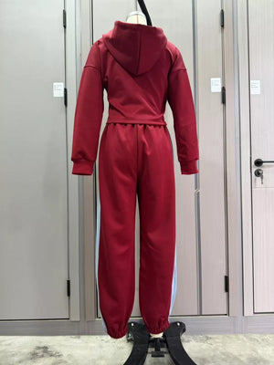 tracksuit in light blue with drawstring and cropped