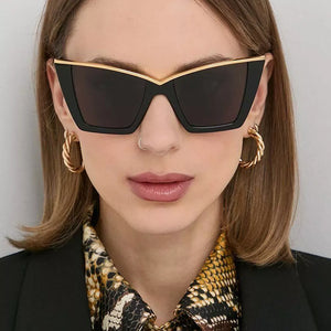 Black with sunglasses with UV400 protection 8