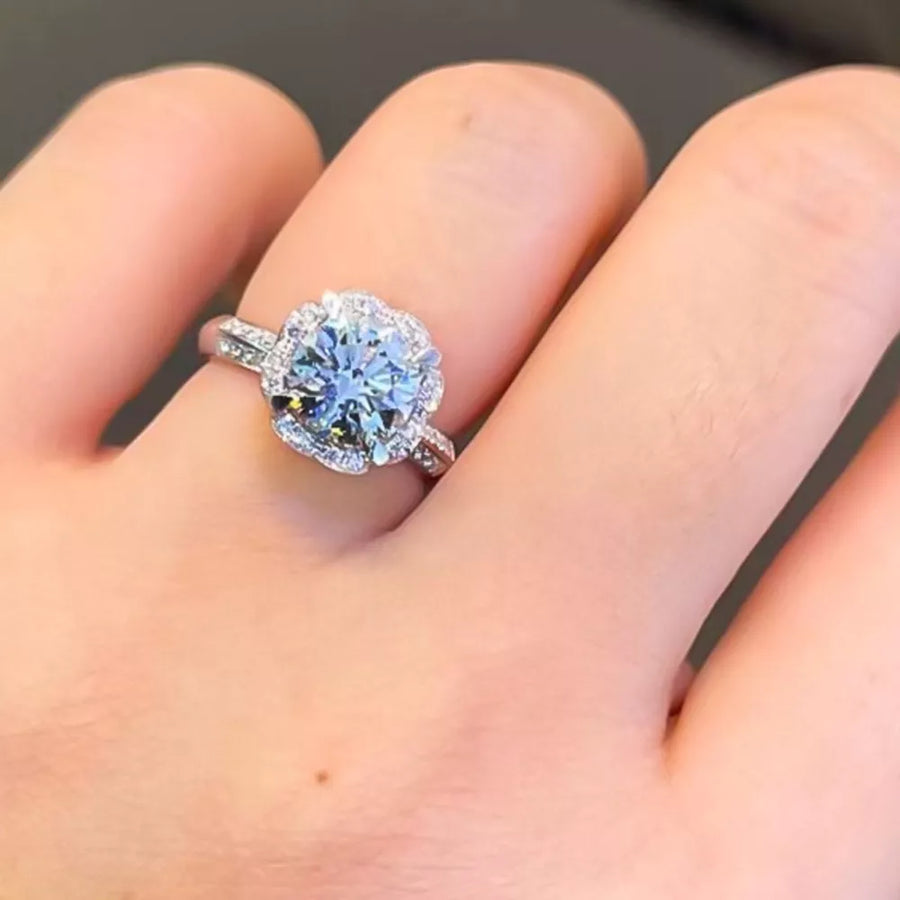 925 sterling silver,Moissanite,1ct Carat weight: 1ct Care instructions: Avoid we ring in clear with round silhouette