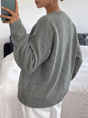 modern pullover sweater in Gray with crew neck