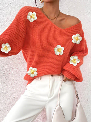 v-neck sweater in Khaki with floral and ribbed
