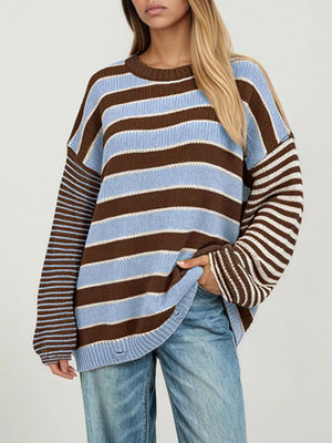 pullover sweater in Brown with striped and distressed