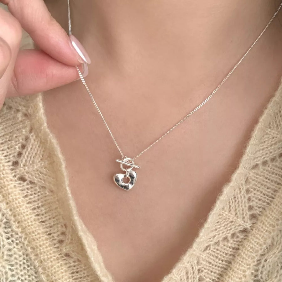 925 sterling silver Care instructions: Avoid wearing during exercise, as sweat w necklace in Silver with delicate silhouette