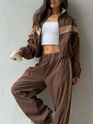 Black tracksuit set with elastic cuffs and long sleeve