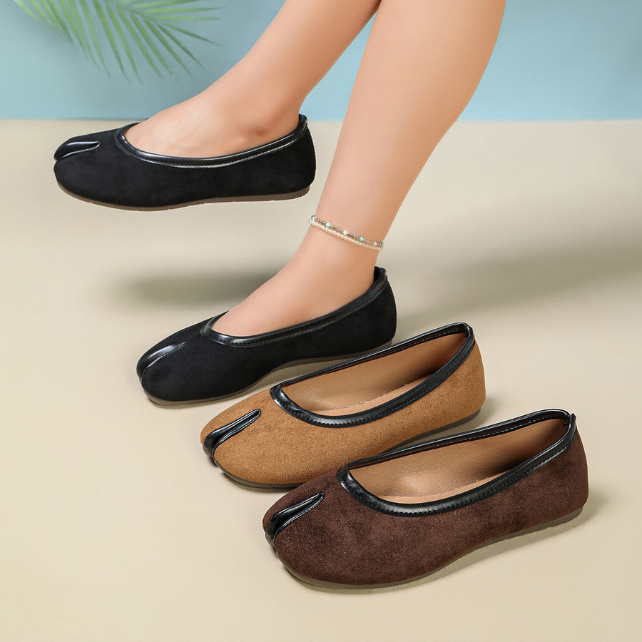 flats in black featuring split-toe and ballet flat fit