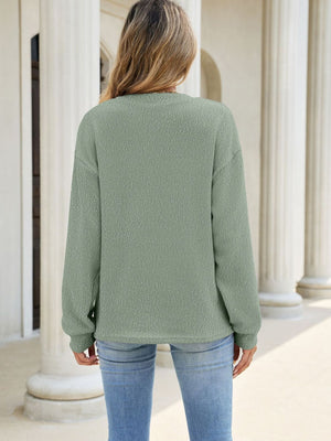 classic sweatshirt in Green with henley
