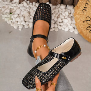 brown flats with not applicable and snap