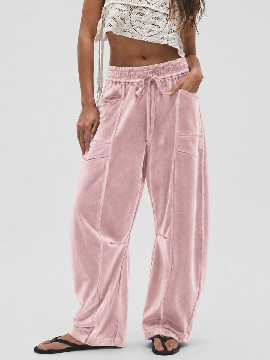 wide-leg pants in Blue with drawstring waist and full-length