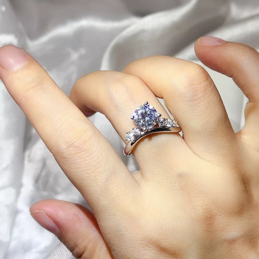 0.3 Carat 925 Sterling Silver Moissanite Ring in this colorway