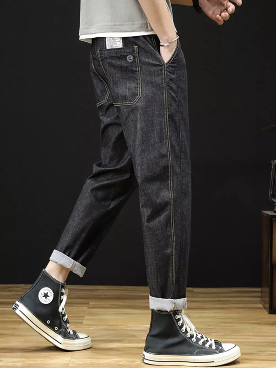 95% cotton,5% spandex Care instructions: Machine wash cold straight jeans in Dark Blue with straight silhouette