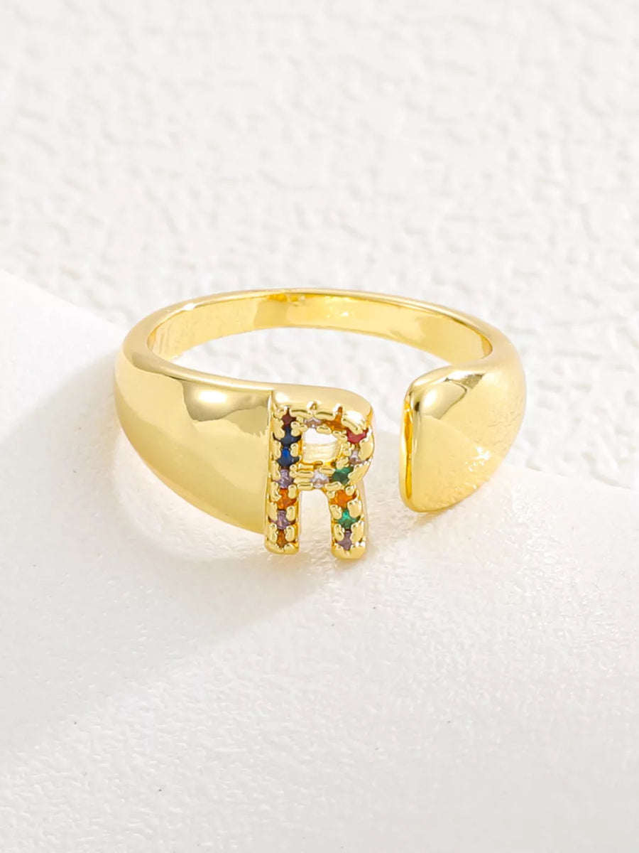 18k Gold-plated Zircon Letter Ring in Q with gold-plated