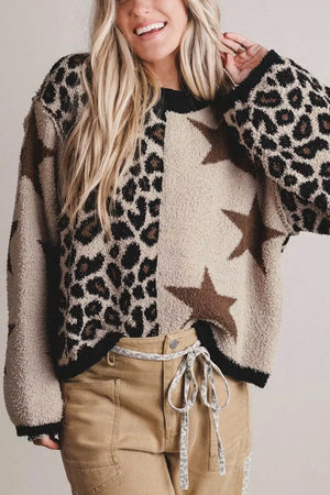 pullover sweater in dark brown with leopard-print, animal-print, star and stretch