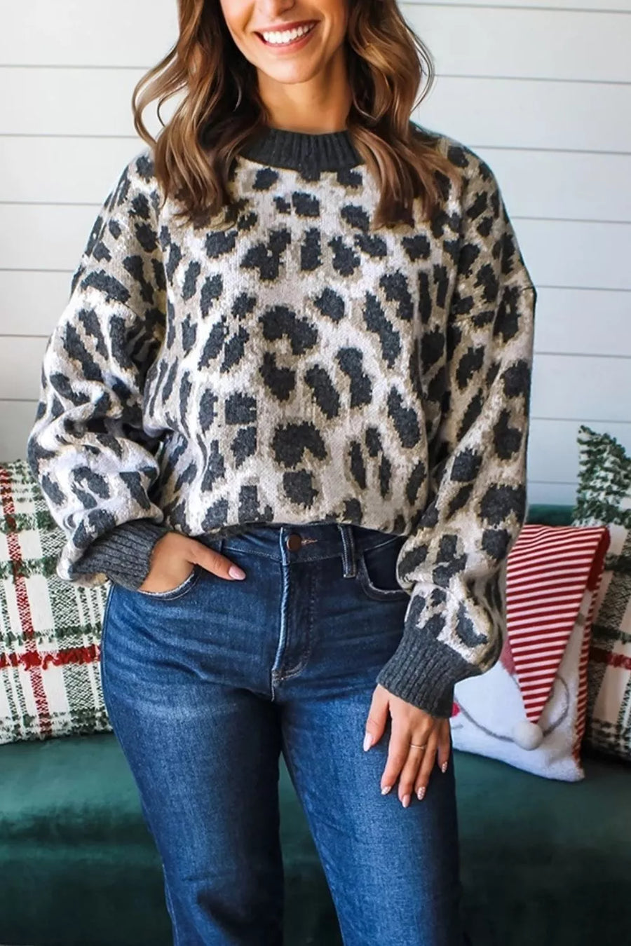 classic pullover sweater in light grey with mock neck