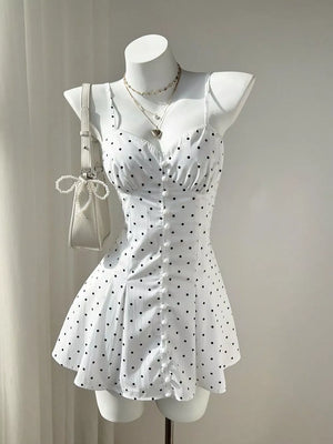 mini dress in white with lace-up and mini