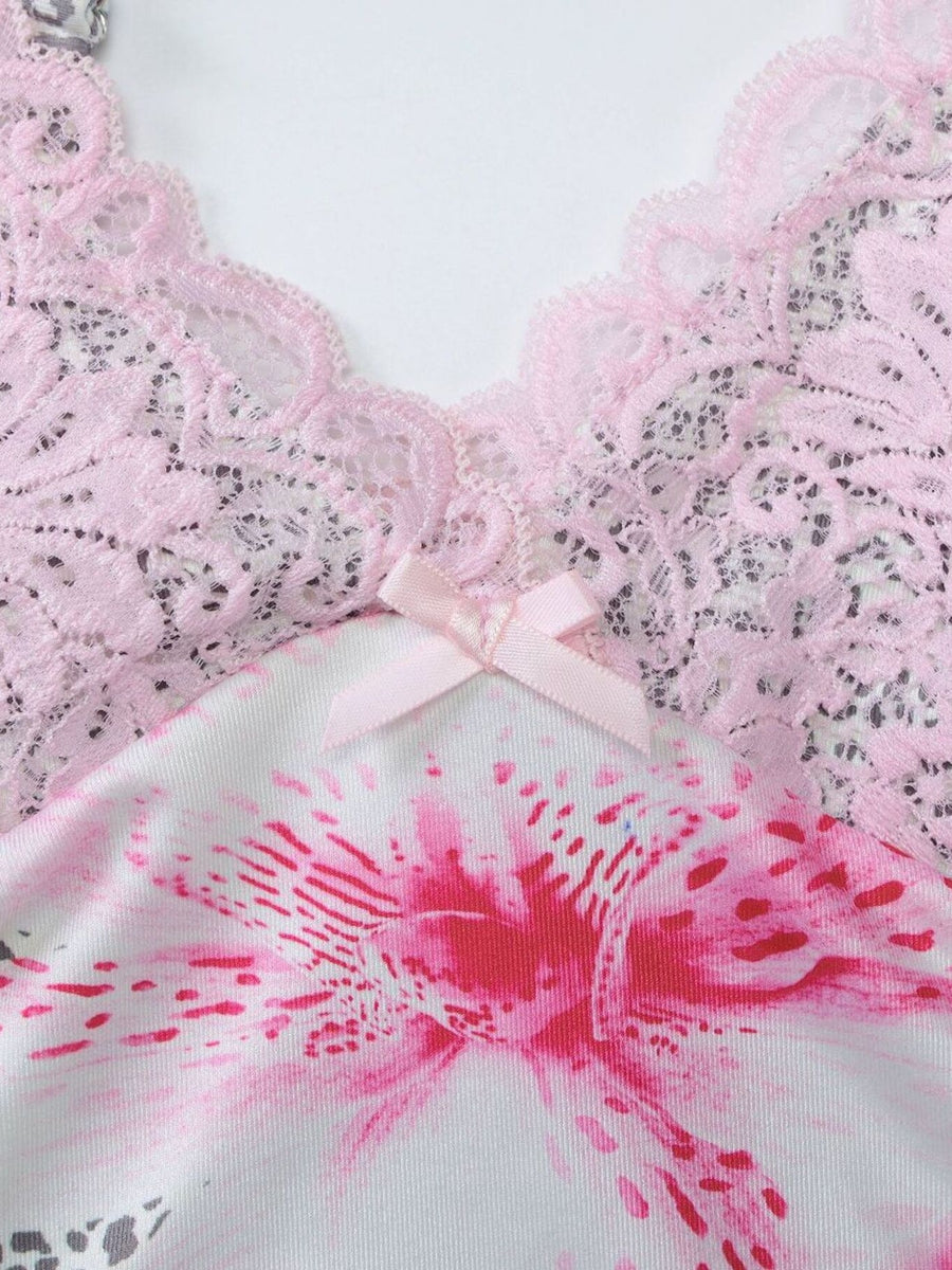 Lace-trimmed camisole with pink floral print and bow detail