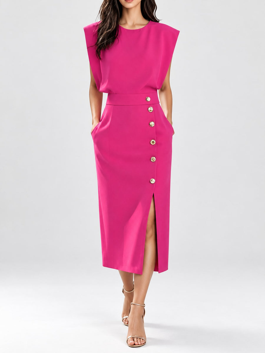 midi dress in black with round neck and sleeveless