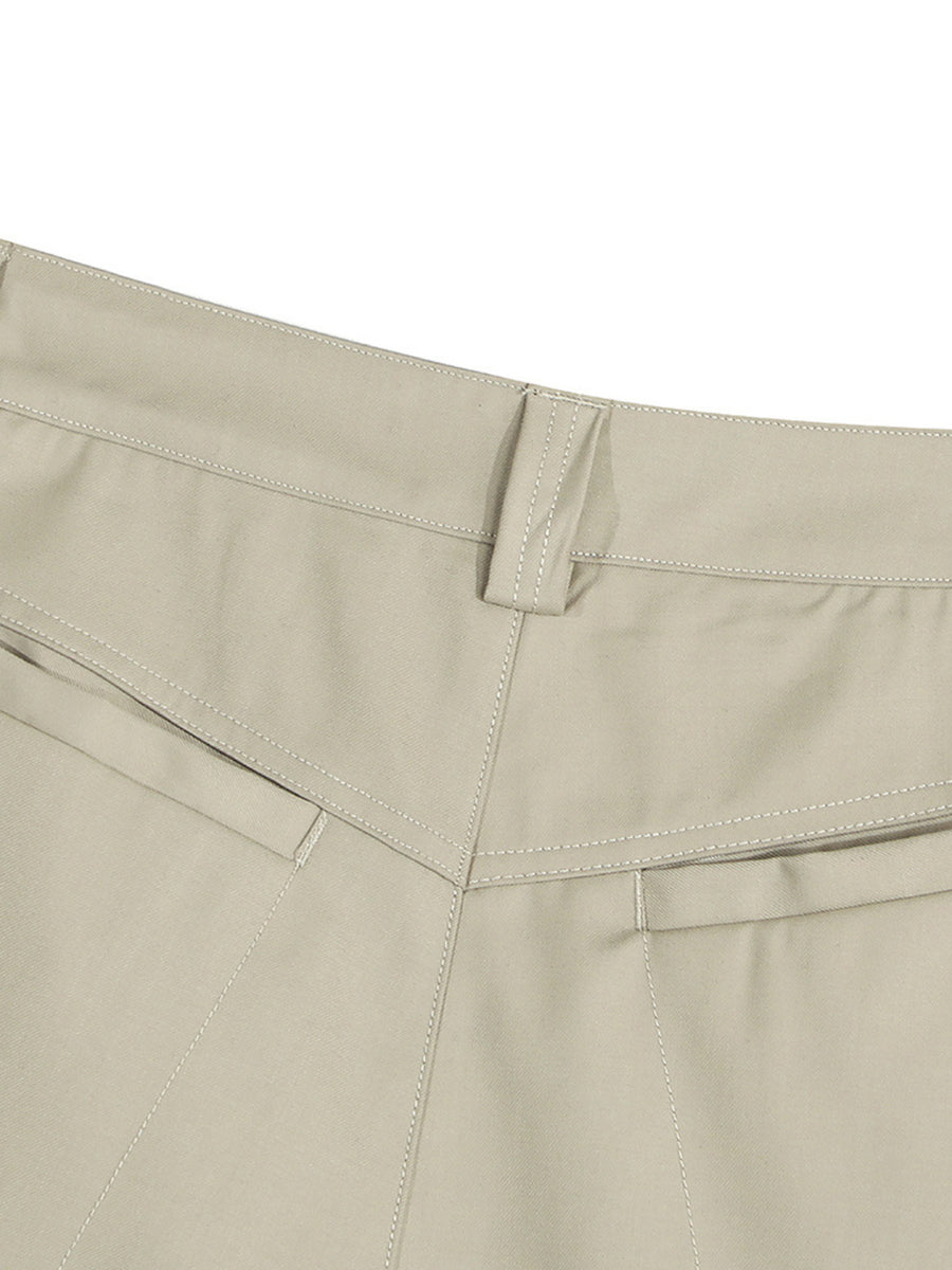 Men's Wide-Leg Shorts With Decorative Drawstring in Khaki with side pockets