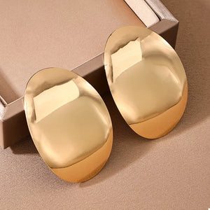 18K Gold-Plated, Alloy Care instructions: Avoid wearing during exercise, as swea earrings in Golden with curved irregular