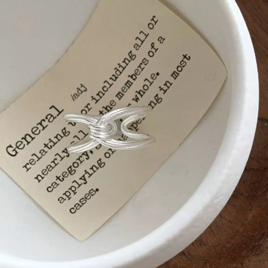 silver with ring with knot detail