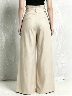 wide-leg pants in Black with pocketed and full-length