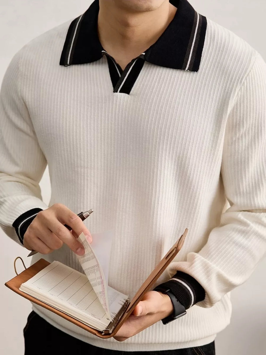 White regular pullover sweater with collared