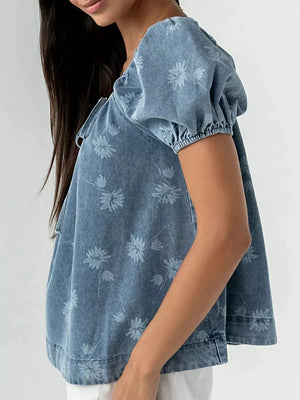 Blue blouse with hip-length and pullover