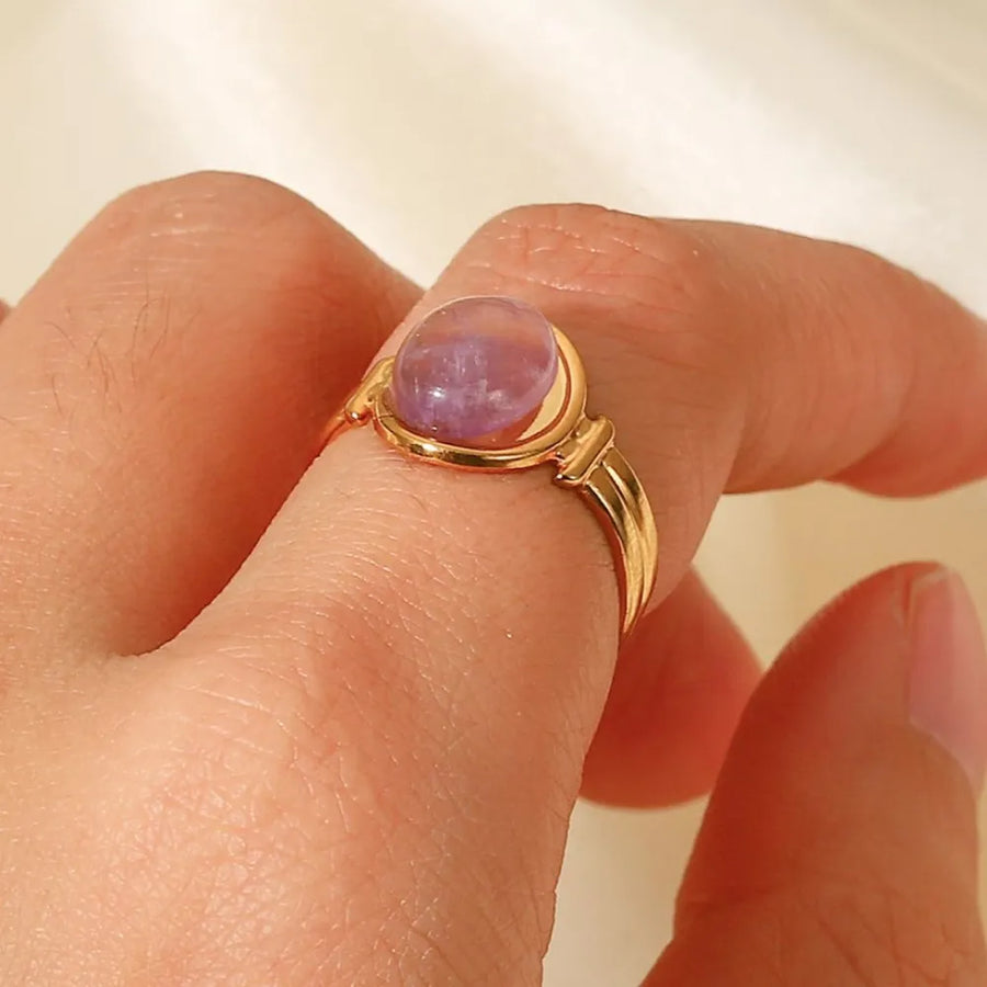 ring featuring striped in gold with Tiger' texture