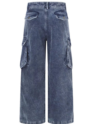 cargo pants in Black with high-waisted and full-length