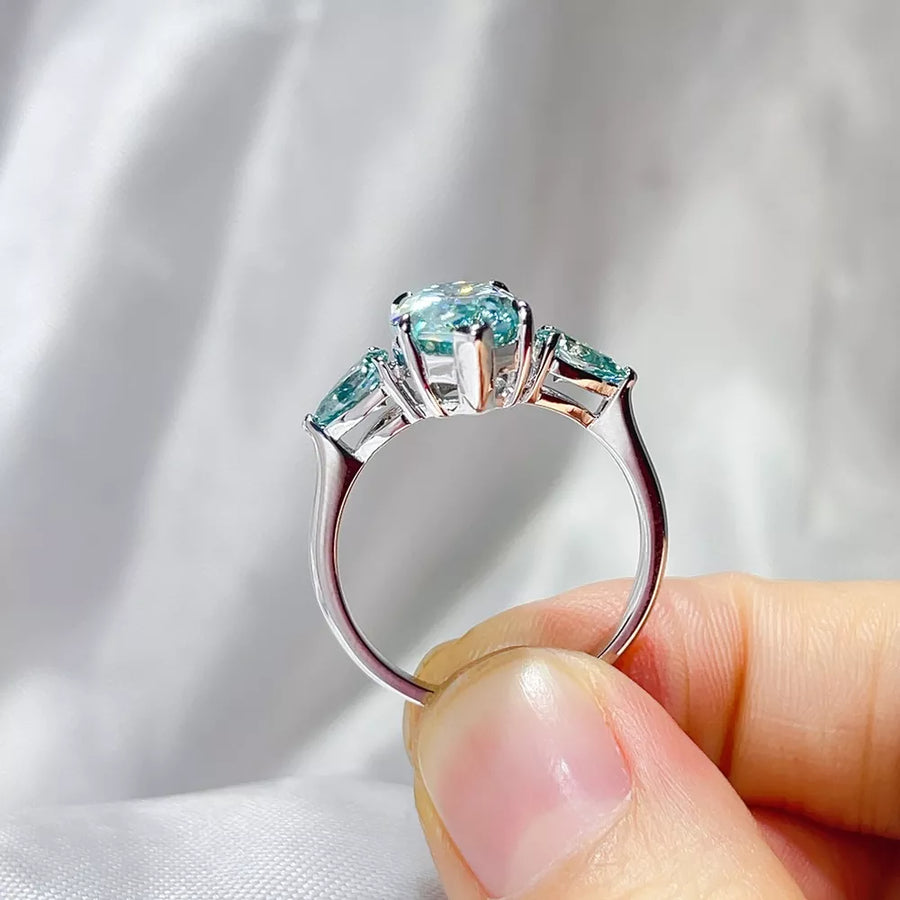 6 Carat 925 Sterling Silver Moissanite Ring in silver with marquise cut stone