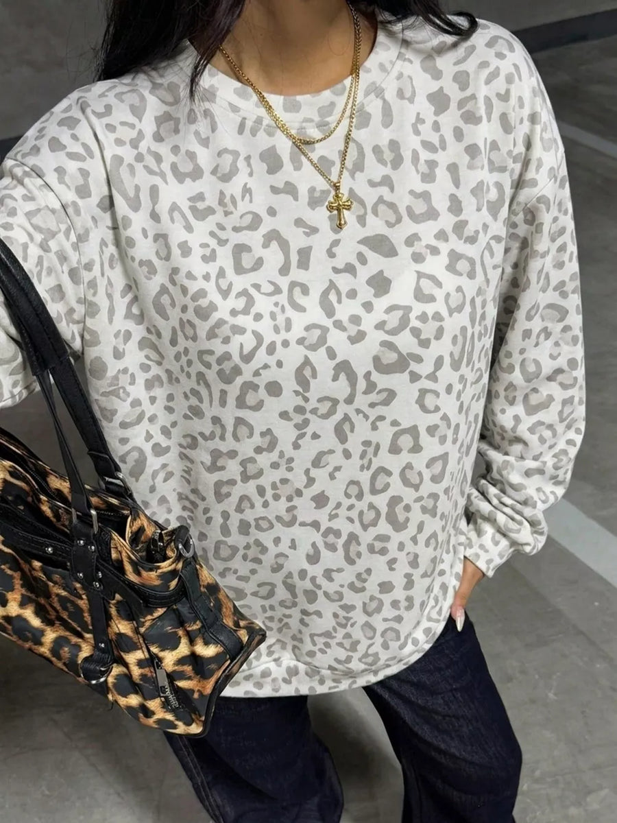 light gray sweatshirt with leopard-print and crew neck