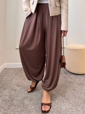 Drawstring Elastic-Waist High-Waisted Wide-Leg Pants in Khaki with pleated front