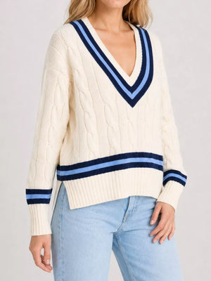 Cream v-neck sweater with hip-length and pullover
