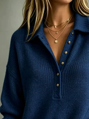 pullover sweater in Black with ribbed and hip-length